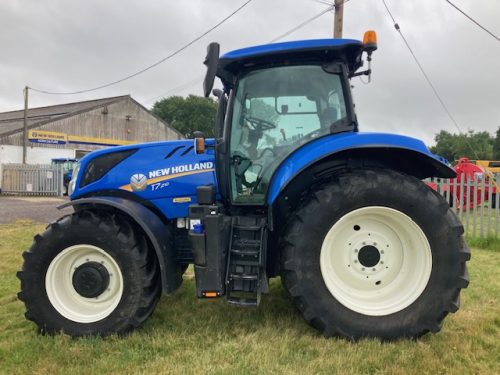 NEW HOLLAND T7.210 RC CL TRACTOR