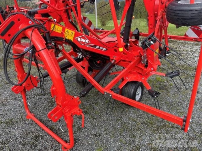 KUHN FARM MACHINERY GF8703 TEDDER - Image 2