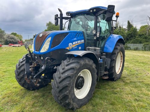 NEW HOLLAND T7.210 PC CL TRACTOR