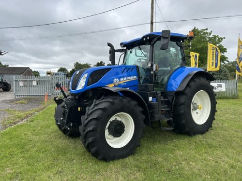 NEW HOLLAND T7.245 PC CL TRACTOR