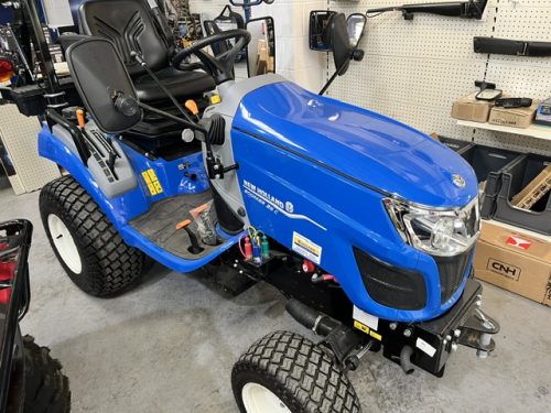 NEW HOLLAND BOOMER 25 COM NEW COMPACT TRACTOR